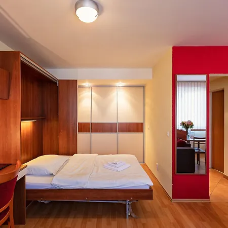 Hotel Urpin City 3*