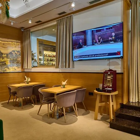 Urpin City Hotel