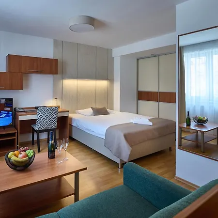 Hotel Urpin City