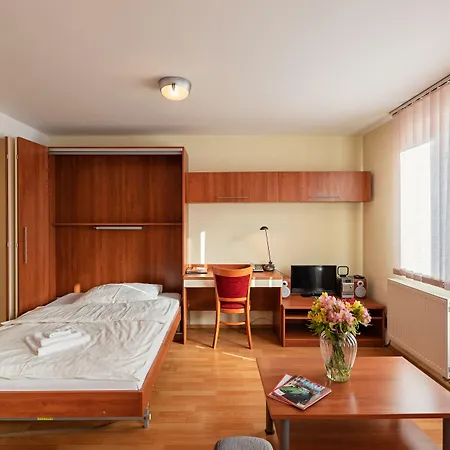 Hotel Urpin 3*