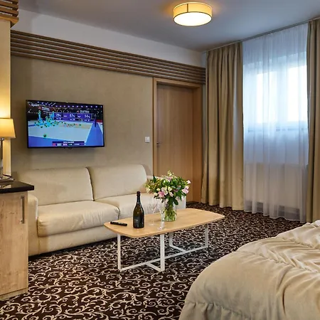 Hotel Urpin City 3*
