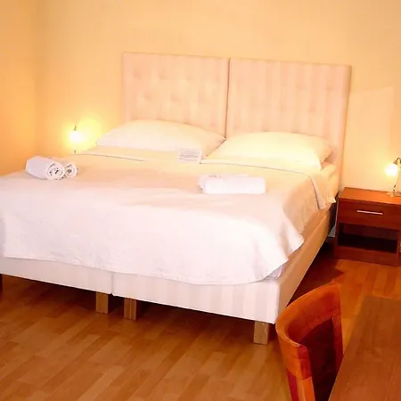 Urpin Szálloda 3*